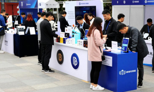 随着持有者数量突破45万，代币化商品采用加速推进